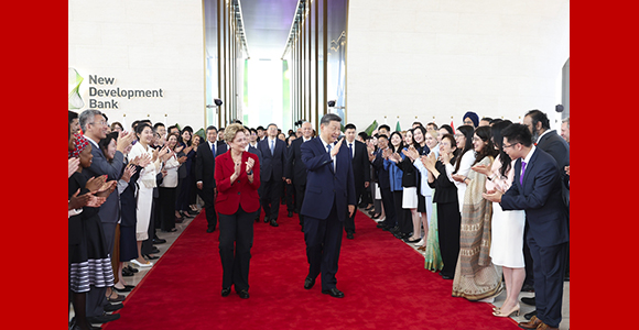 习近平访问金砖国家新开发银行